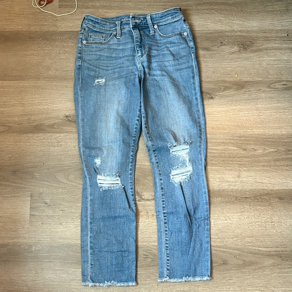Universal Threads High Rise Straight Crop Jeans